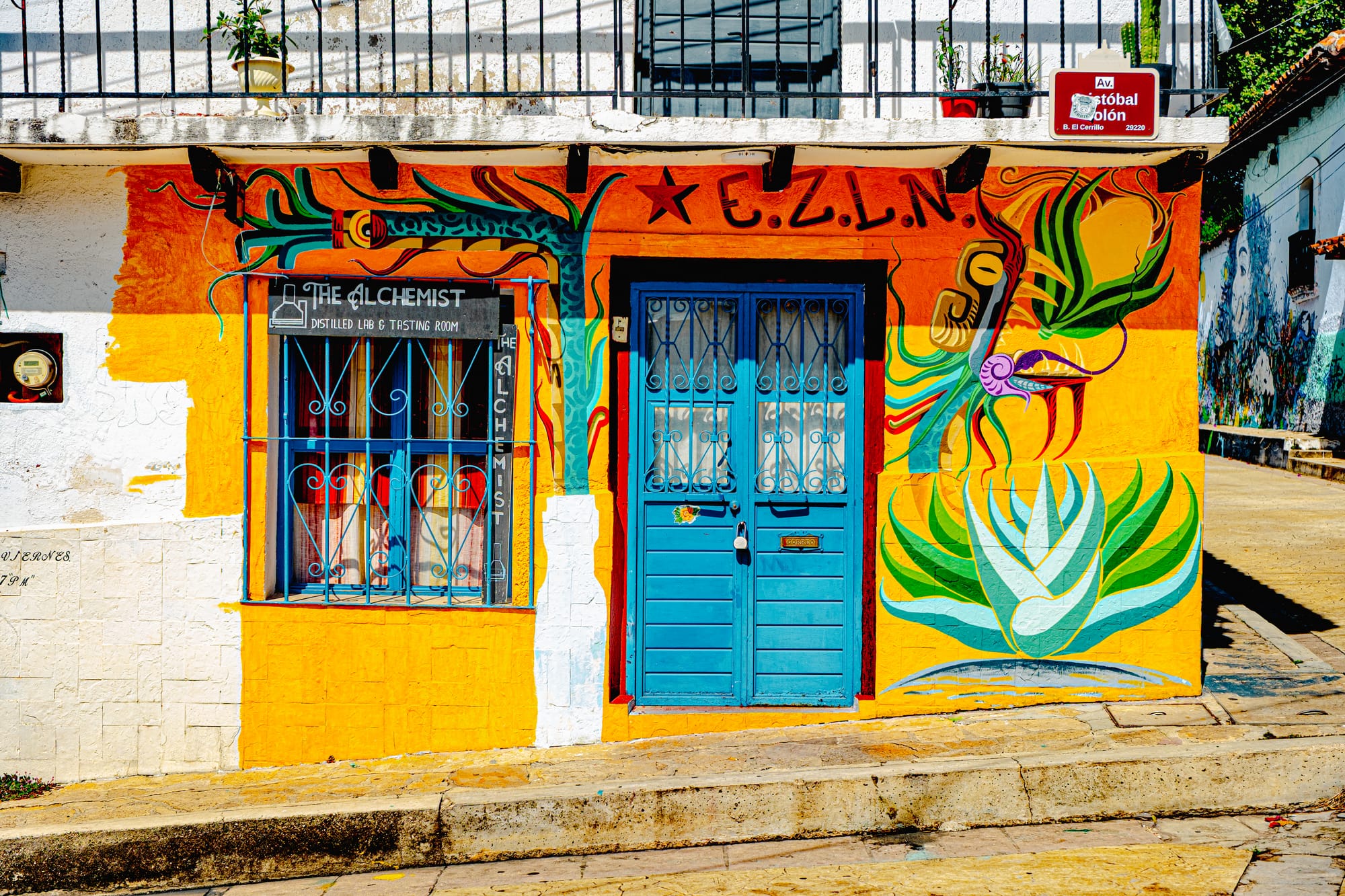 The street art of El Cerillo: murals of resistance and community