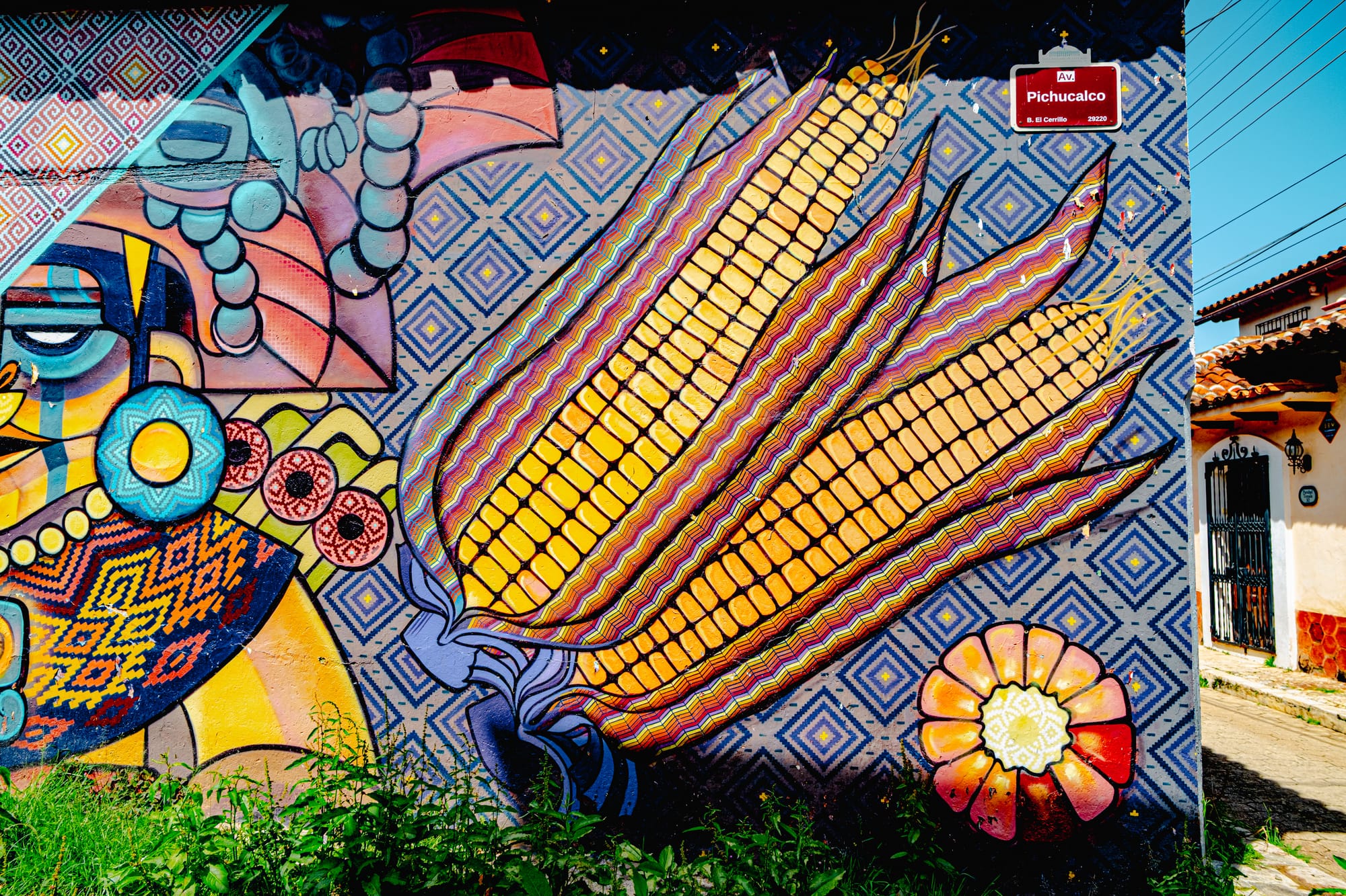 The street art of El Cerillo: murals of resistance and community