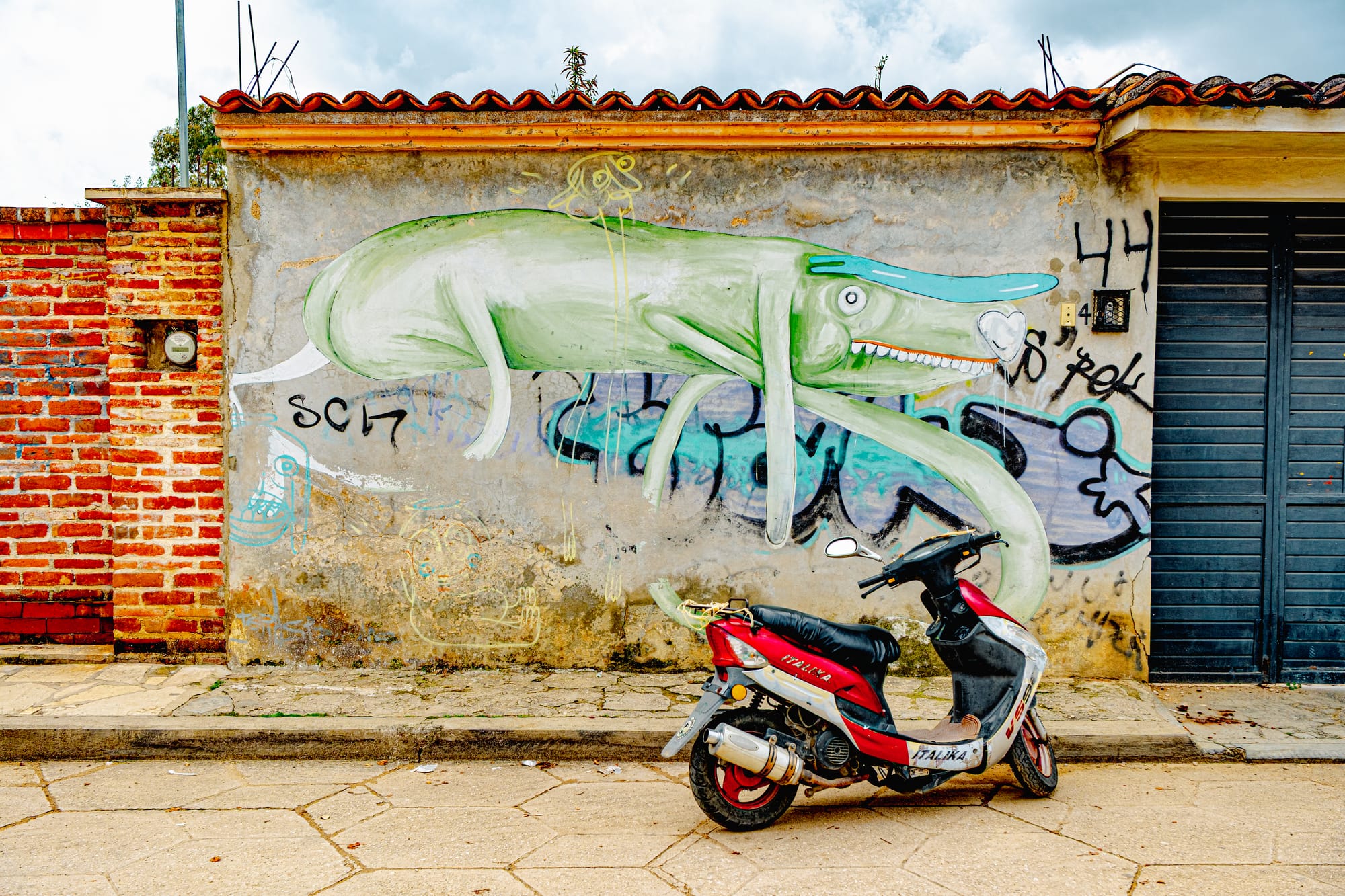 The street art of El Cerillo: murals of resistance and community