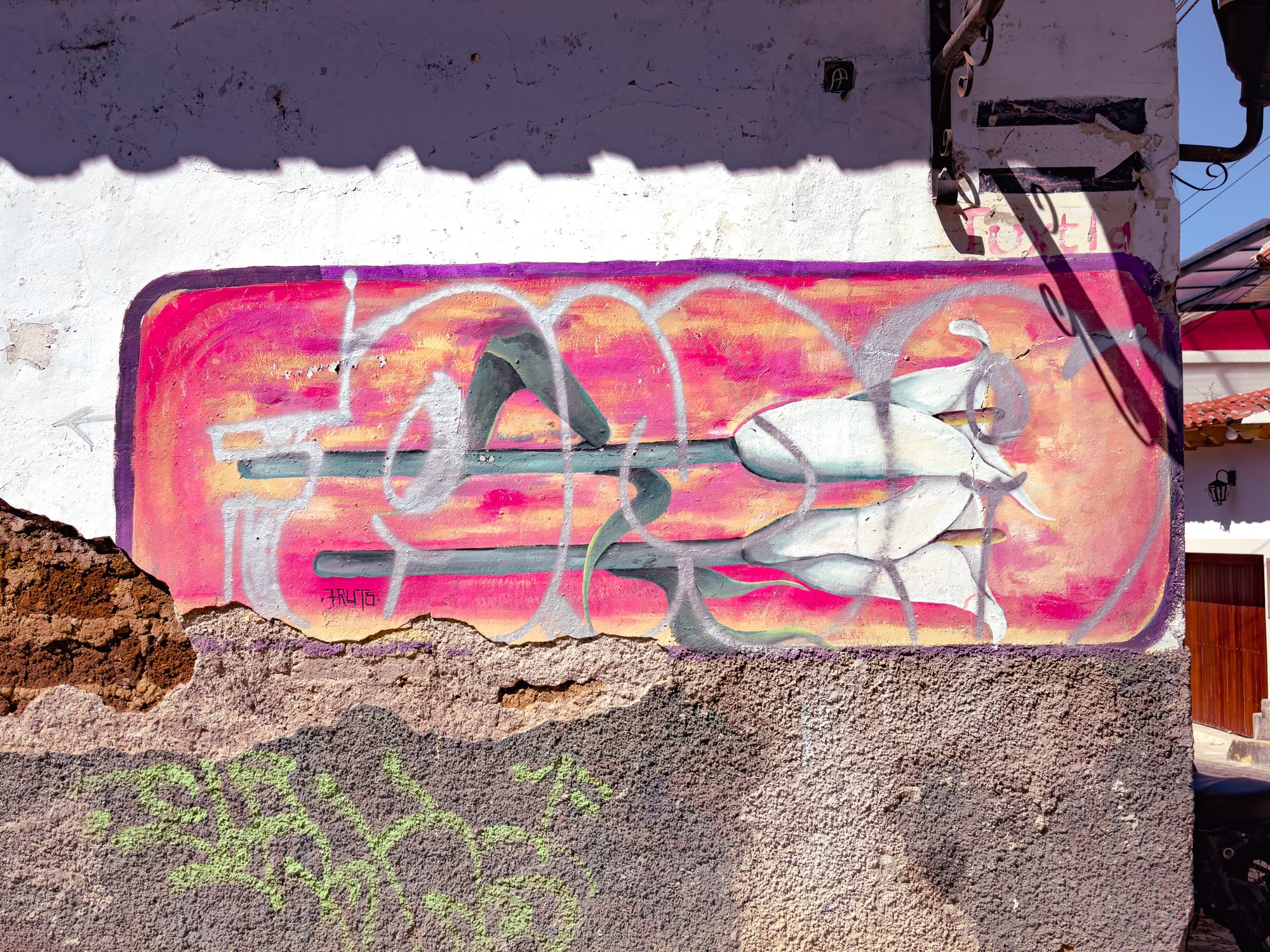 The street art of El Cerillo: murals of resistance and community