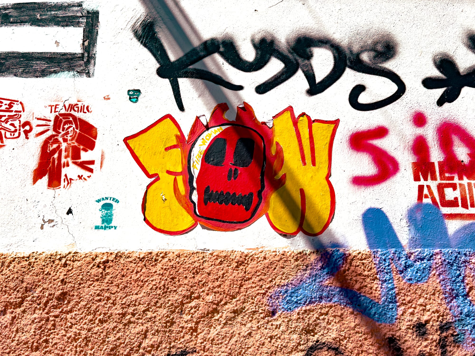 The street art of El Cerillo: murals of resistance and community